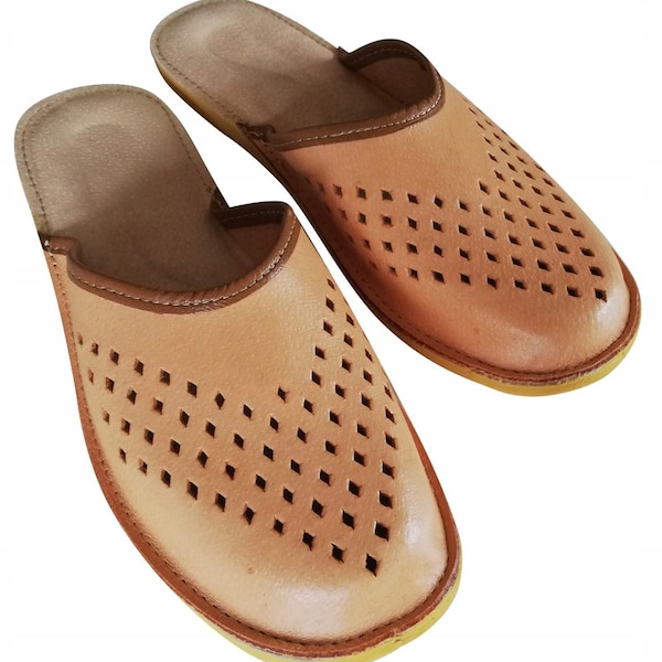 Men's house leather slippers , Bedroom soft scuff mule slip-on clogs Handmade in Poland,Mens leather sandals, open toe wide width house slip