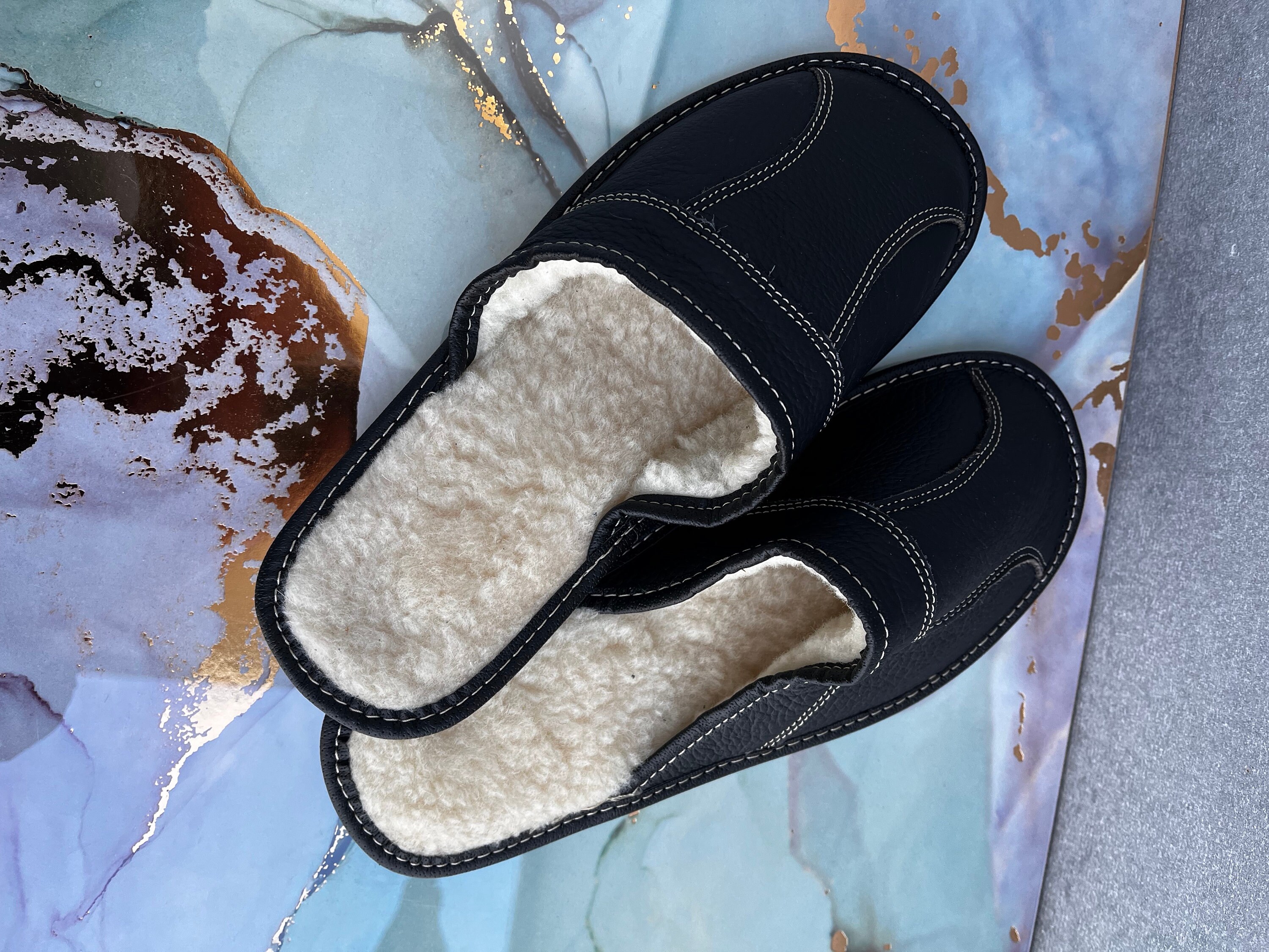 mens slippers with soles