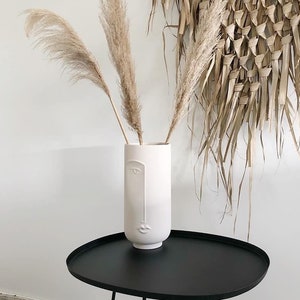 Minimalistische Keramikvase, Boho-Heimdekoration, Einweihungsgeschenk, Minimalistische Vase, skandinavische Keramikvase