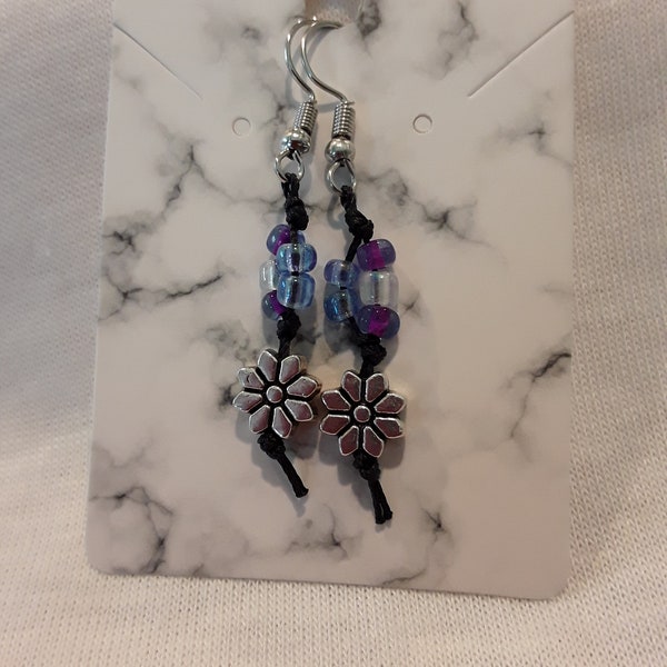 Boucles d'oreilles en argent, Boucles d'oreilles bleues, Boucles d'oreilles violettes, Boucles d'oreilles fleur, Boucles d'oreilles noires