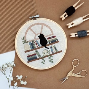 DIY Cat and Books Embroidery Kit - House Plant Hoop Art - Hanging Plants Embroidery Beginner - 6 Inch Hoop - Adult Craft Kit -