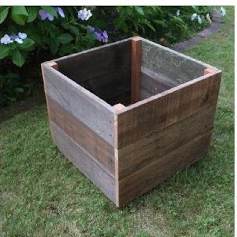 DIY Rustic Reclaimed Wood Planter Box - Etsy