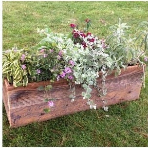 DIY Rustic Reclaimed Wood Planter Box - Etsy
