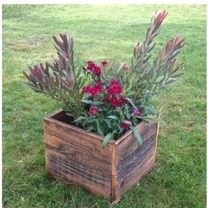 DIY Rustic Reclaimed Wood Planter Box - Etsy