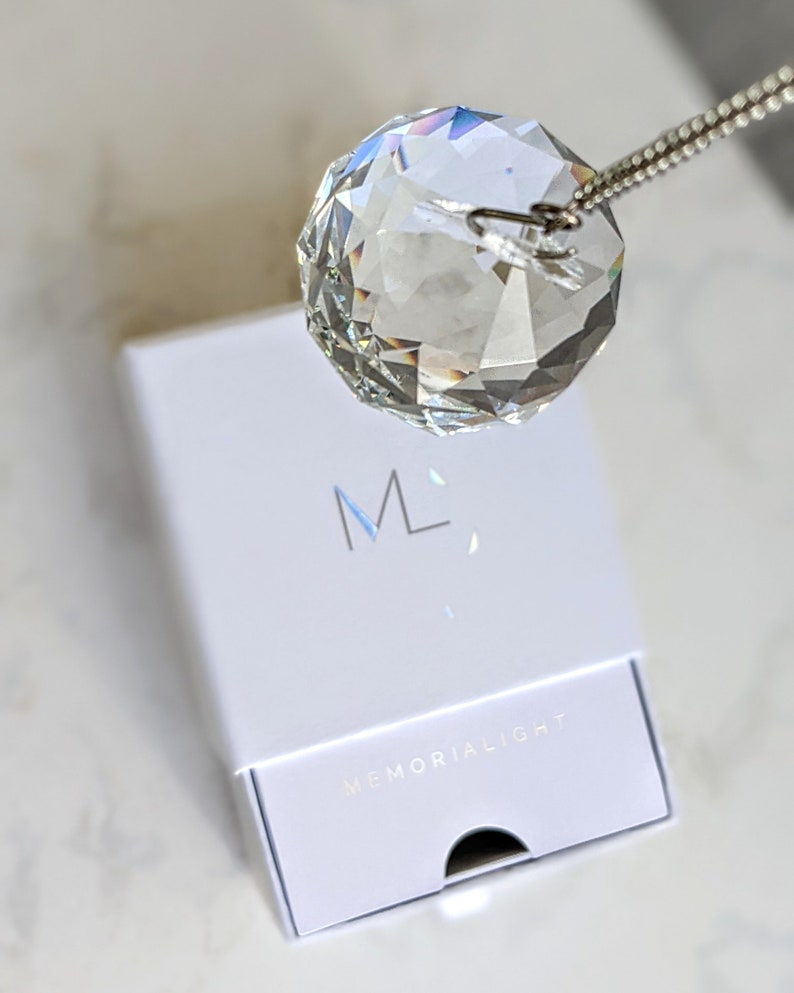 Memorialight modern sympathy gift, loss of father, mother, child, sad fathers day, memorial day, grief crystal, bereavement, remembrance, mothers day, christmas, last minute gift, urn, funeral, best 2024 sympathy gift, miscarriage, dog cat loss, hope