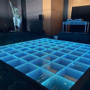 20*20FT / 16*16FT / 13*13FT Wireless Led Dance Floor 3D With Flight Case,Magnet Dance Floor