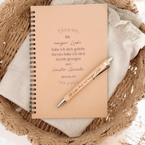 Christliches Geschenkset: Notizbuch mit Kugelschreiber und Postkarte |Mit ewiger Liebe | Jeremia 31,3| Geschenkset