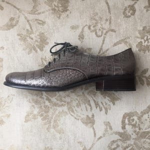 Joan David Oxford - Etsy display picture 2