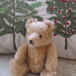 Herbert Grönemeyer designs Steiff Teddy Bear