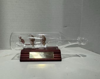 Santa Maria 1492 Ship in a Bottle Collectible Made in Britain Unique Blown Glass