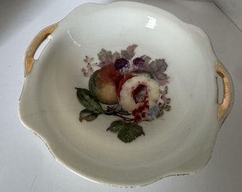 Vintage Goldcastle Made In Japan 6" Porcelain Fruit Bowl W/ Gold Gilded Handles