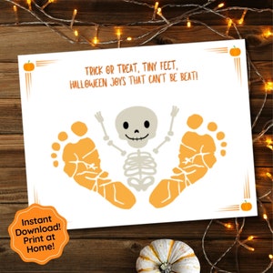 Halloween Fußabdruck Handwerk, Babys erstes Halloween, Handabdruck Kunst, Kindertagesstätte Aktivität, Halloween Andenken, Kleinkind Handwerk, Halloween Handwerk Kinder