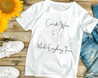 Los gatos y el vino hacen que todo esté bien Camisa, camisa de gato, camisa de vino, camisa de gato divertida, camisa de vino divertida, regalo temático de gato, regalo temático de vino