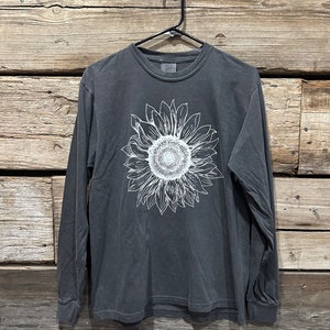 Manica lunga girasole fatta a mano