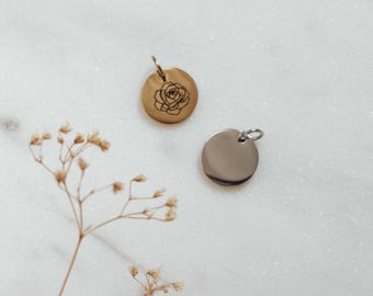 Custom Birth Flower Charm, Mother’s necklace with kids’ birth flowers, Personalized Birth Month Flower pendant, gold name tags for necklace