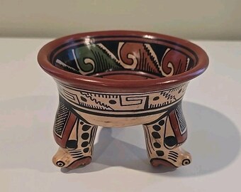 Vtg Latin America Ceremonial Tribal Tripod Polychrome Clay Bowl Folk Art Pottery