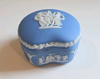 Wedgwood England Blue Jasperware Cupid as Oracle Lidded Box Kidney Shaped 3 Inch