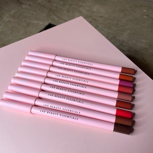 Lux Beauty Lipliner