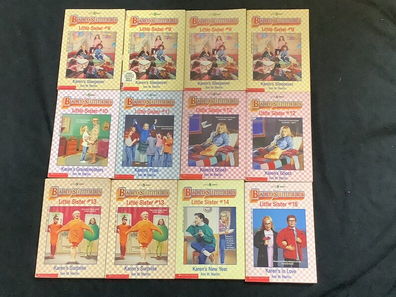 Puede incluir: Una colecci&oacute;n de 10 libros de bolsillo con portadas coloridas que muestran ilustraciones de ni&ntilde;os. Los libros se titulan "Baby-Sitters Little Sister" y cada libro tiene un n&uacute;mero diferente. Los t&iacute;tulos de los libros son "Karen's Sleepover", "Karen's Grandmother", "Karen's Plan", "Karen's Ghost", "Karen's Surprise", "Karen's Surprise", "Karen's New Year", y "Karen's in Love".