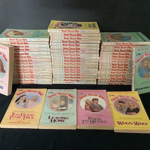 Sweet Valley High: You Choose Titles, Build A Lot, Collection, Books 1-70 Vintage 80s