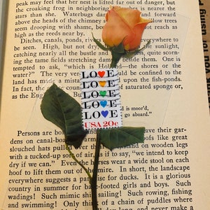 Gift for her bookmark- Flower Floral bookmark - handcrafted clear laminate
