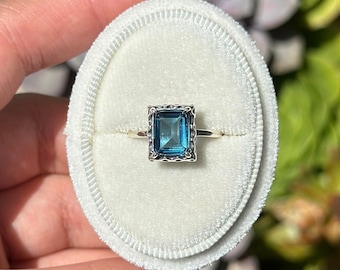 Blue Topaz Ring HIGH QUALITY Blue Topaz Jewelry Blue Crystal Ring for Emerald Cut Lover Ring ADJUSTABLE TPR6