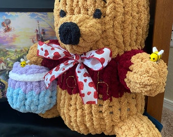 Softest Bear Chunky hand knitting pattern | YouTube tutorial video w/ written pattern