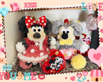 手編みのスイートデュオ ミッキーぬいぐるみ | ミニーぬいぐるみ | 指編みパターン | ロマンス | ベビーシャワーギフト | 誕生日ギフト