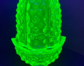 Hobnail Uranium glass fairy light