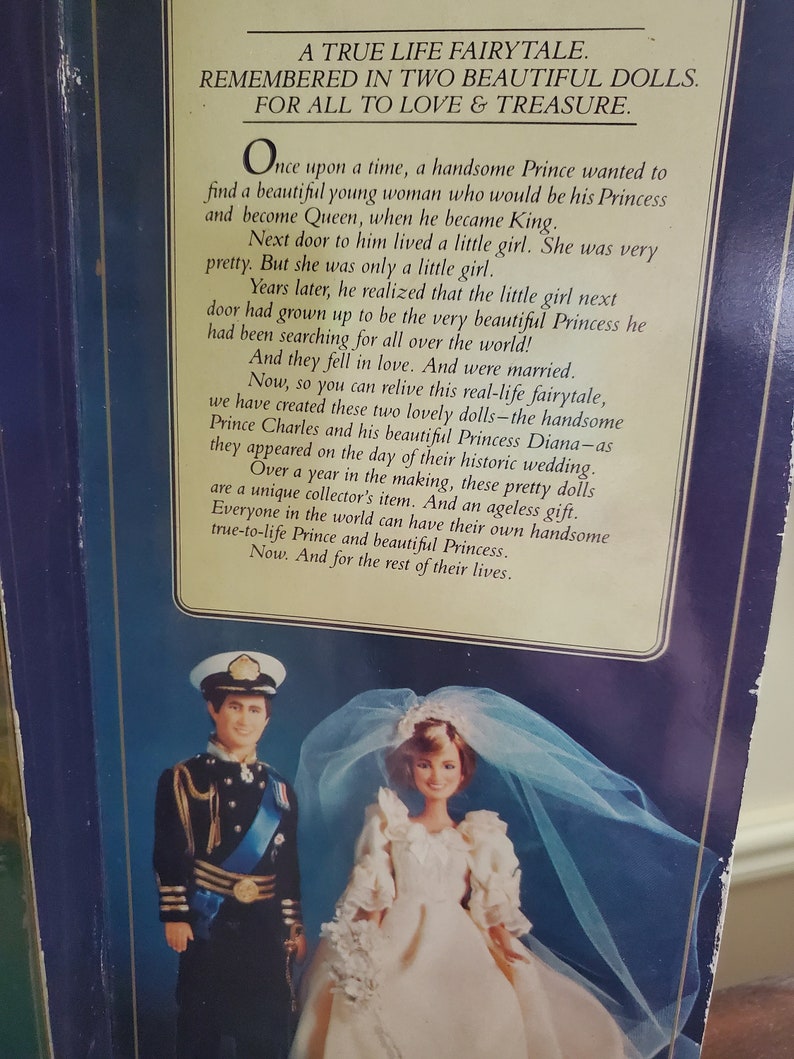 Prince Charles & Princess Diana wedding doll set Vintage 1982 Plus A Book of Remembrances Princess Diana, Hard cover image 4