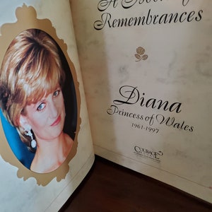 Prince Charles & Princess Diana wedding doll set Vintage 1982 Plus A Book of Remembrances Princess Diana, Hard cover image 9