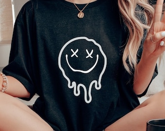 Melting Smiley Face Shirt, Grunge Sweatshirt, 90s Shirt, Punk Shirt, Alt Sweatshirt, Aesthetic Shirt, Trendy Sweatshirt