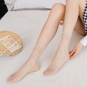 Tüll Crew Socken Streifen Transparente Söckchen Crystal Silk Quarter Socken Frühling / Sommer Mode Socken für Frauen Bild 6