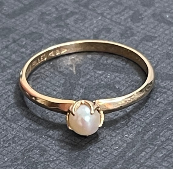 Lovely 10K Gold Filled 5mm Pearl Sz 9 Ring - image 1