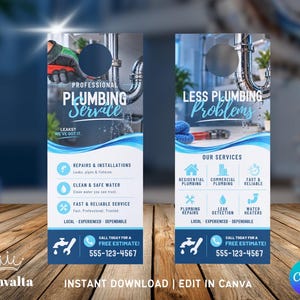 Op de afbeelding: Twee verticale deurhanger-sjablonen voor professionele loodgietersdiensten. De ontwerpen bevatten metalen leidingen, blauwe golfaccenten en witte tekst, waaronder Professional Plumbing Service, Less Plumbing Problems en bel 555-123-4567 voor een gratis schatting.