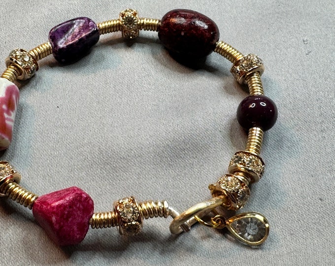 Gold bangle bracelet-Gold coiled bracelet-Gold wire bracelet-layered bracelet-pink-purple beads-lightweight bracelet-Size 6”