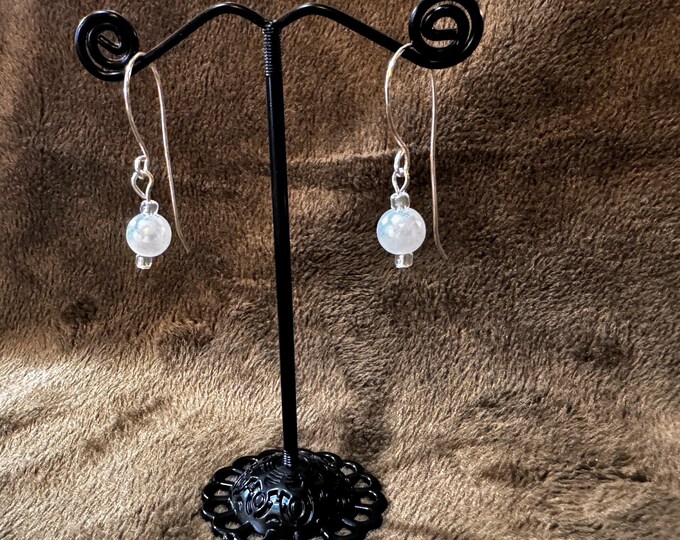 Love these handmade 1 1/2” silver wire earrings with pearl drop bead and French hook ear wires. Perfect Valentine's gift for her, you, Mom.