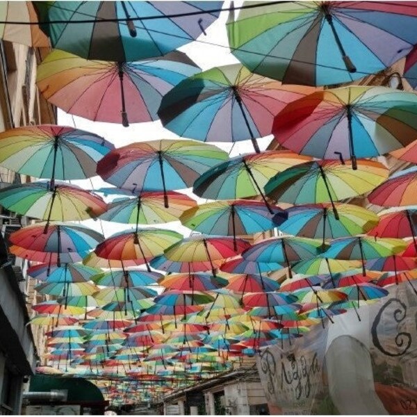 1000 Piece Jigsaw Puzzle; umbrella Street, jigsaw puzzle, colorful puzzle,challenging puzzle,umbrella puzzle,puzzle for adults,unique puzzle