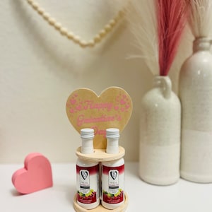 Galentines shot holder