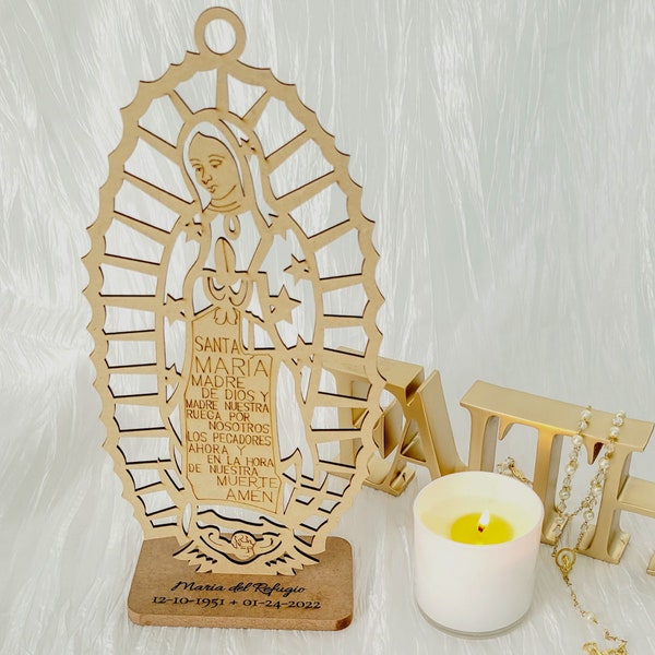 Memorial center piece,celebration of life,funeral favors,personalized center pieces,lady of guadalupe engraved,Sympathy Gifts,spanish prayer