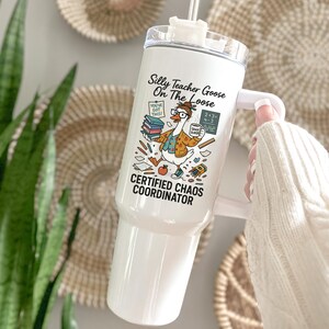 Teacher Tumbler, Personalized Back To School Gift, Custom 40oz Tumbler with Handle, Teacher Appreciation Cup, End Of Year Teacher Travel Mug