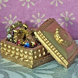 Dollhouse Jewelry Box | Miniature Jewelry box | Dollhouse Jewelry Gift | 1:12