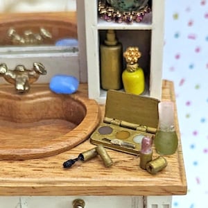 Dollhouse Makeup Set - 4 pieces | Miniature Makeup | Dollhouse Cosmetics | Dollhouse Vanity | Dollhouse Bathroom | 1:12 Scale