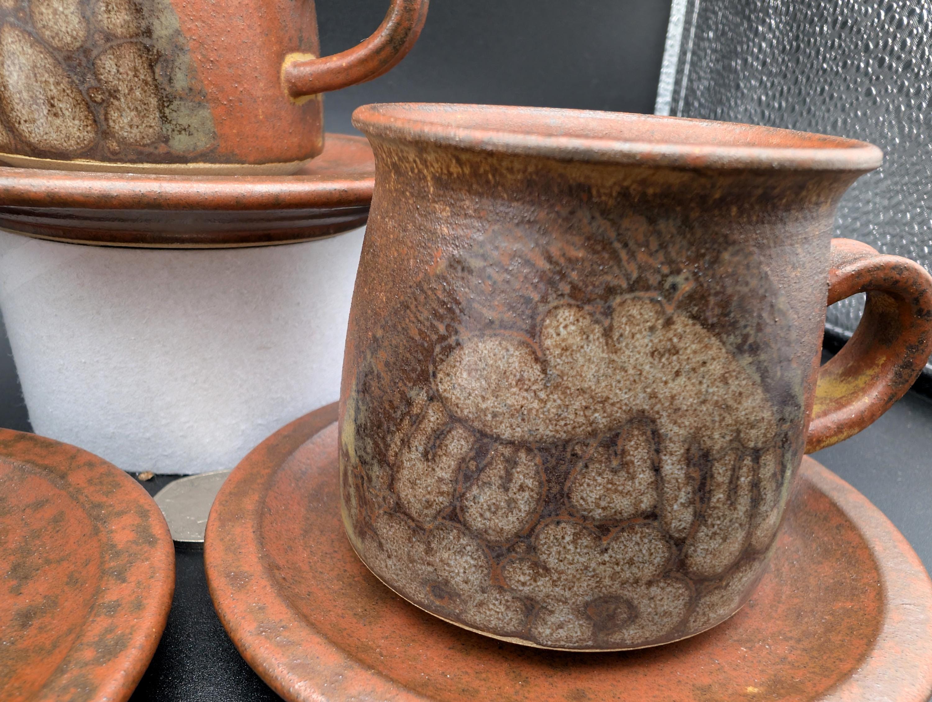 Diana Worthy Crich Pottery Cup & Side Plate: Russet Floral