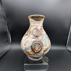 Inniemore Pottery Vase Seascape and Shells Isle of Mull Schottland