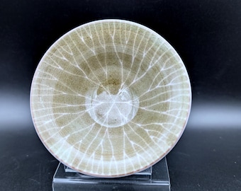 Jill Pryke Bowl Spirograph Green Oatmeal like Glaze