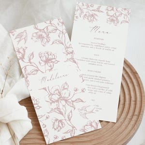 Plantilla de menú de boda vintage con flores y nombre de los invitados, elegante menú de cena con flores victorianas de color rosa polvoriento que incluye tarjeta de lugar, Editar en Corjl