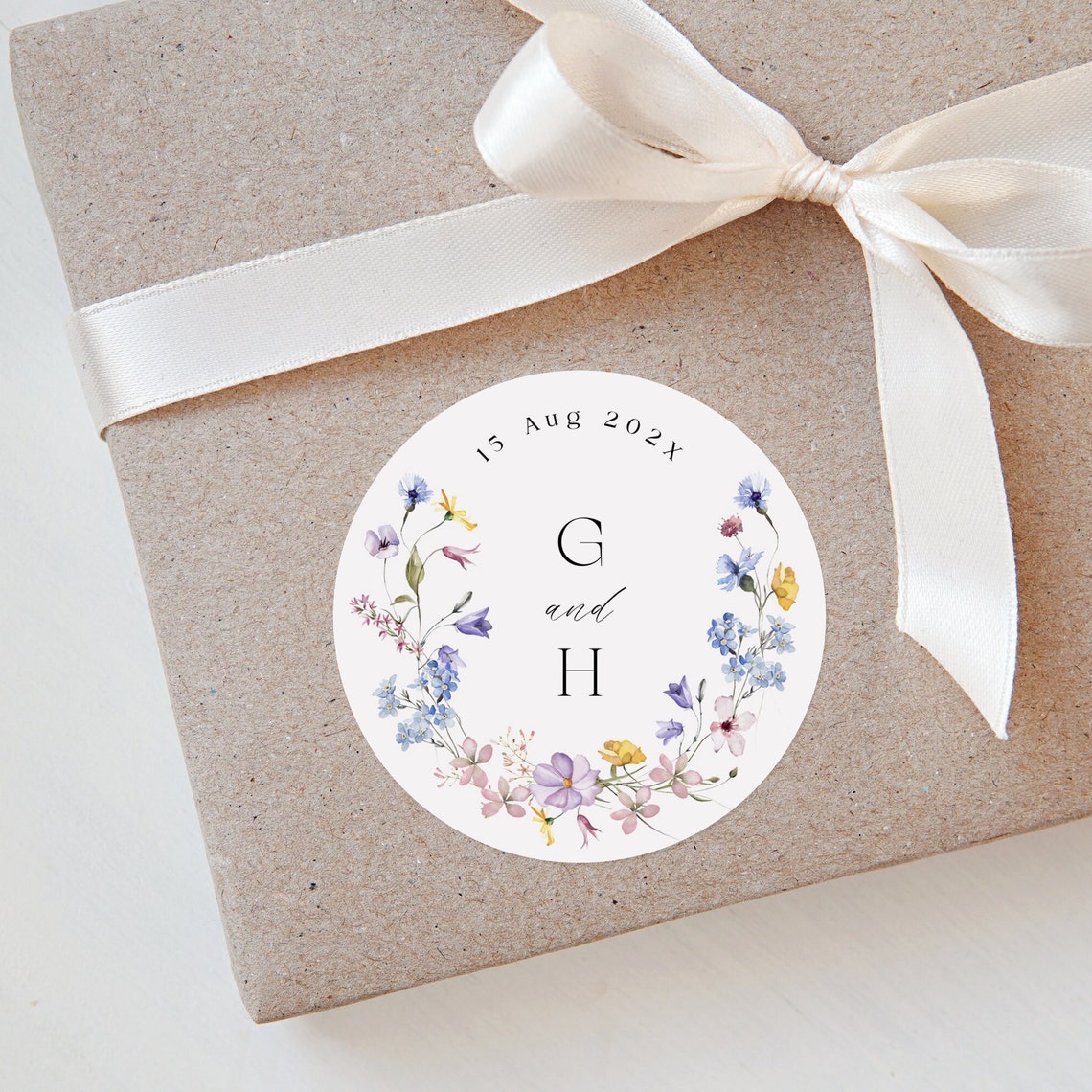 Printable Wedding Stickers Template With Delicate Flowers, Round Floral ...