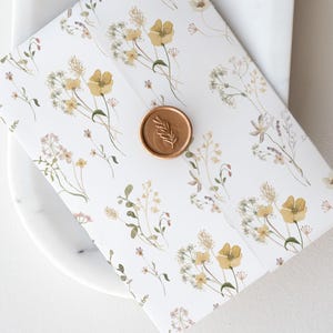 Printable Vellum Wrap, Floral Vellum Jacket, DIY Vellum Fold Template with Delicate Flowers, Elegant Floral Wedding Vellum
