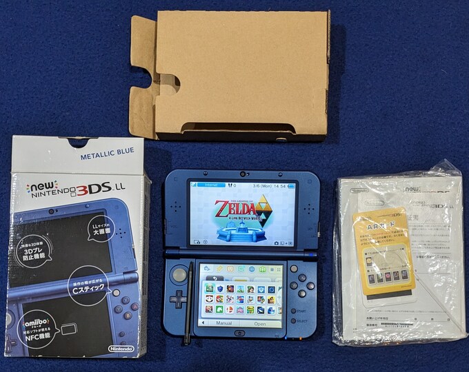 Custom Nintendo new 3DS XL IPS Top Screen With 64 GB Microsd, Orignial